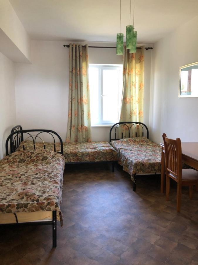 Гостевой Дом Айша Guest House Aisha Cholpon-Ata Bagian luar foto